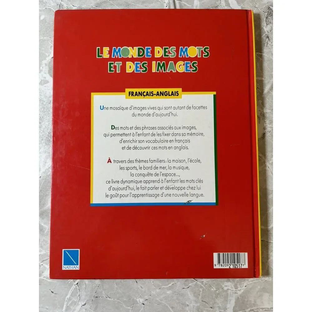 Le Monde Des Mots et Des Images, Words, Pictures, Francais,‎ Anglais, Kids Book
